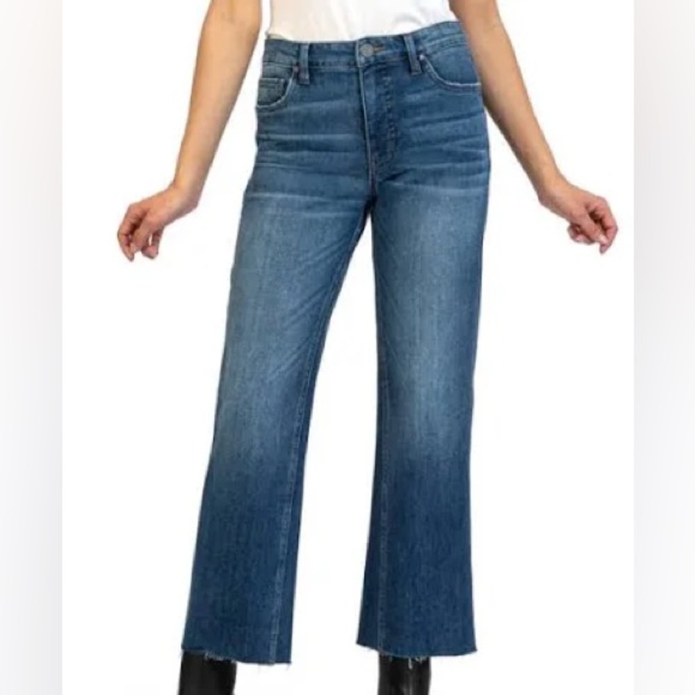 NWT Kut from the Kloth Kelsey High Rise Fab Ab Ankle flare
